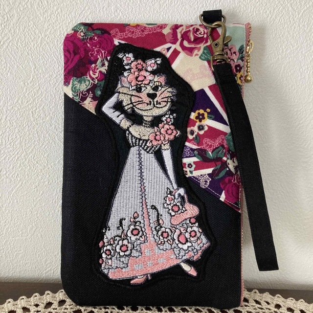 SOLD】フラットポーチ☆ロラライハリス☆キャットレディ☆刺繍☆ハンドメイド 全てのタイムセール フラットポーチ ハンドメイド 刺繍