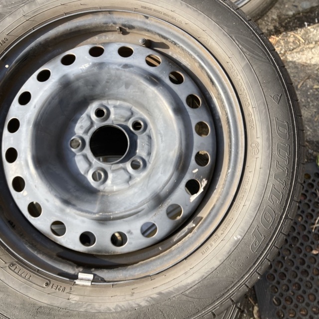 215/60r16ホンダヴェゼルスチールホイール-