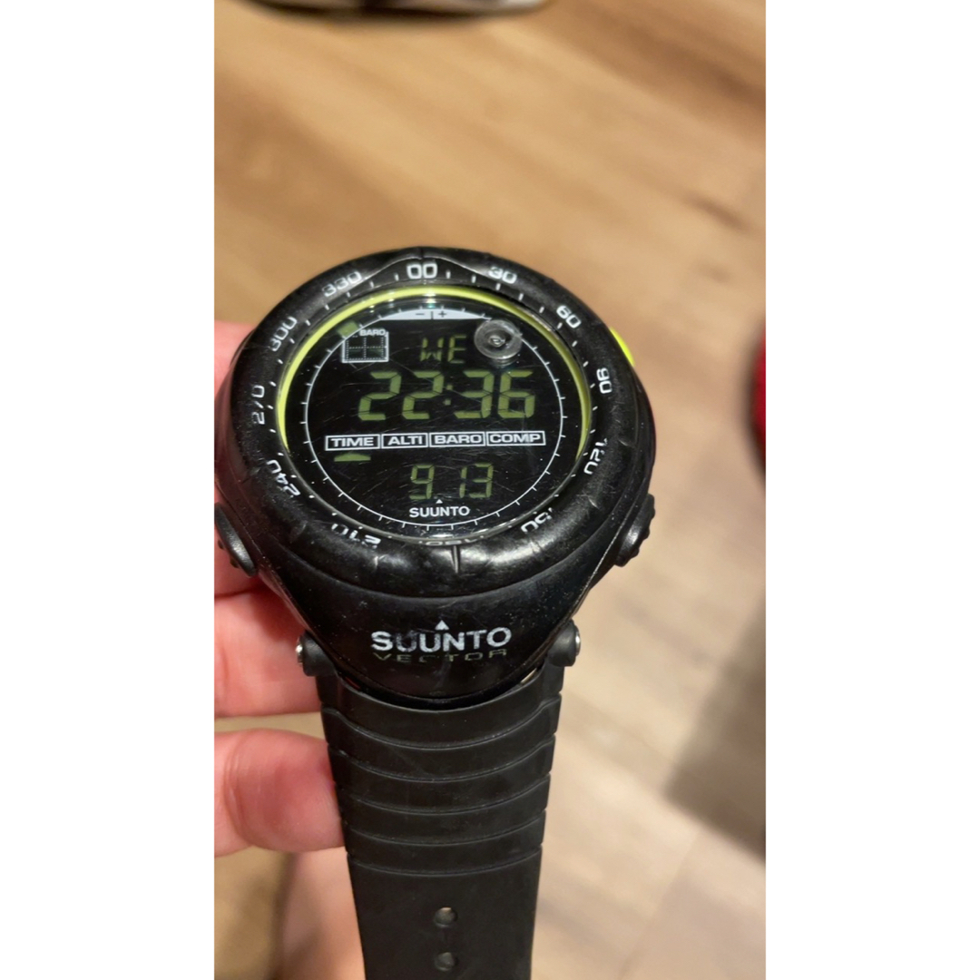 SUUNTO(スント)のスント　ベクター メンズの時計(腕時計(デジタル))の商品写真