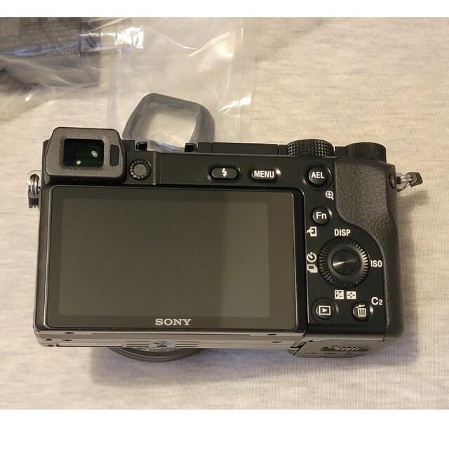 SONY(ソニー)のSony a6100 レンズキット スマホ/家電/カメラのカメラ(デジタル一眼)の商品写真