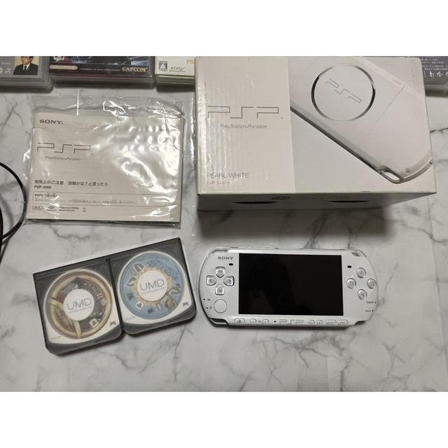 PSP-3000 ソフト付き モンハン 美品 箱付き 2