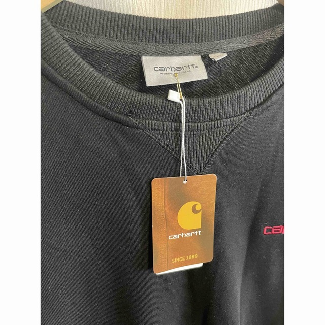 carhartt(カーハート)の【大人気！】Carhartt カーハート　トレーナー　スウェット　刺繍ロゴ　新品 メンズのトップス(スウェット)の商品写真