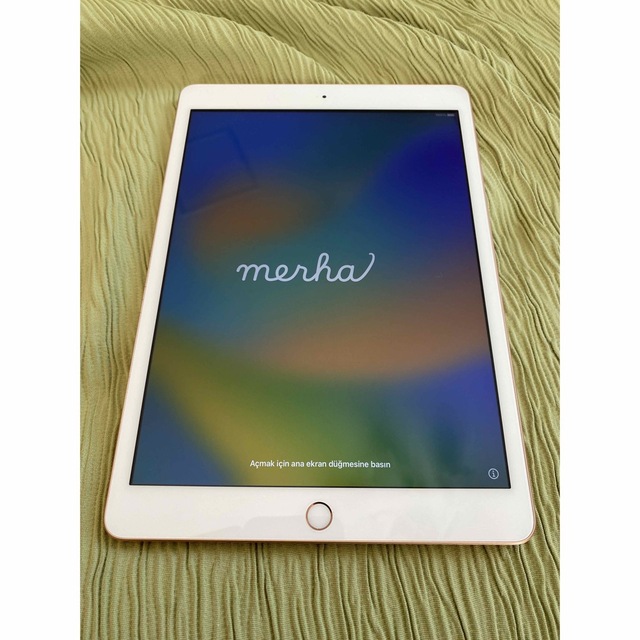 Apple iPad 第7世代32GB ゴールド 美品