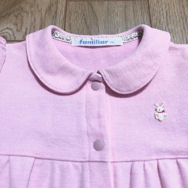 familiar(ファミリア)のfamiliar ファミリア ピンク 半袖 ロンパース うさぎ刺繍 70 キッズ/ベビー/マタニティのベビー服(~85cm)(ロンパース)の商品写真