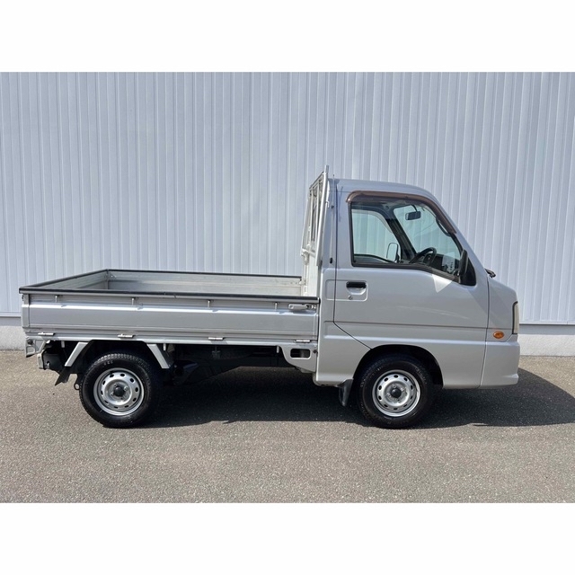 生産完了商品 AT車 スバル サンバー トラック 軽トラック 走行9.7万