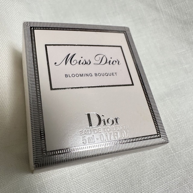 Dior(ディオール)のDior 香水 Blooming Bouquet 5ml コスメ/美容の香水(香水(女性用))の商品写真