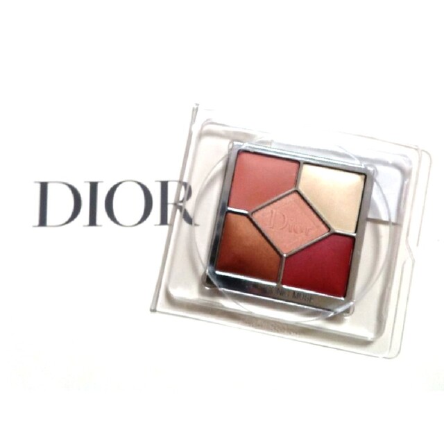 Dior  サンククルール