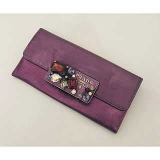 プラダ ビジュー 財布(レディース)の通販 51点 | PRADAのレディースを プラダ ビジュー 財布(レディース)の通販 51点 | PRADAのレディースを