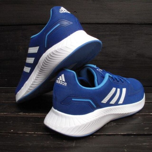 adidas(アディダス)の新品　adidas　23.5㎝ レディースの靴/シューズ(スニーカー)の商品写真