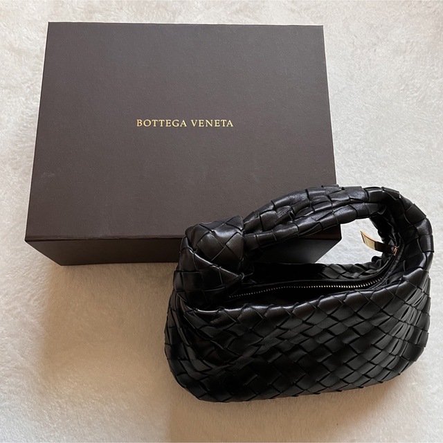 Bottega Veneta(ボッテガヴェネタ)のボッテガ　ミニジョディ　バック レディースのバッグ(ハンドバッグ)の商品写真