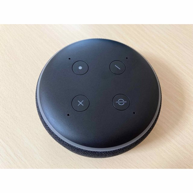 Amazon Echo Dot 第3世代 チャコール スマホ/家電/カメラのオーディオ機器(スピーカー)の商品写真