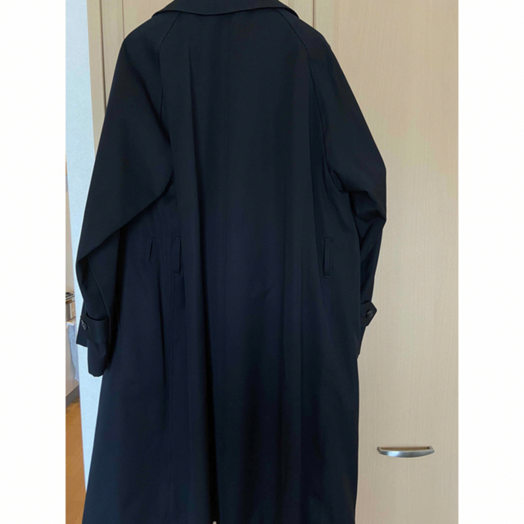 COMOLI(コモリ)のcomoli 23ss コットンギャバ タイロッケンコート ブラック サイズ2 メンズのジャケット/アウター(トレンチコート)の商品写真