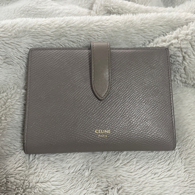 ✨美品✨ CELINE ミディアム ストラップ ウォレット 　二つ折り財布