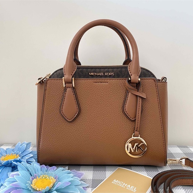 新品☆MICHAEL KORS  ブラウン ショルダーバッグ