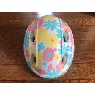 オージーケー(OGK)の幼児用　自転車　ヘルメット　女の子　花柄（値下げしました）(自転車)