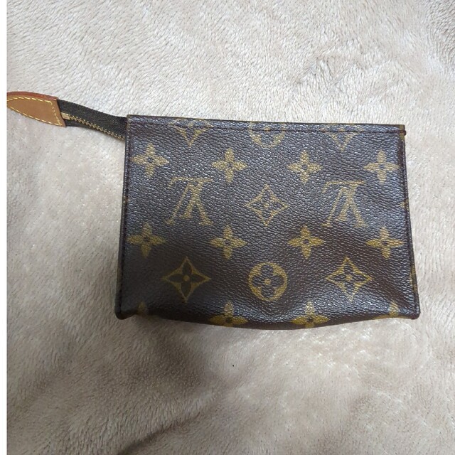 LOUIS VUITTON ポッシュ・トワレット15 モノグラム