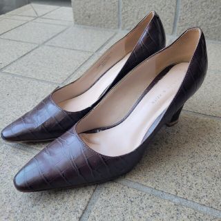 チャールズアンドキース(Charles and Keith)の【CHARLES & KEITH】ブラウン　パンプス　ヒール(ハイヒール/パンプス)