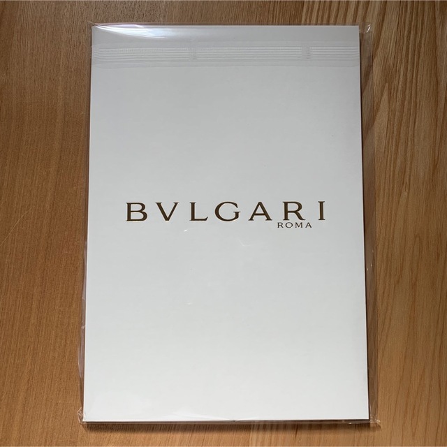 BVLGARI(ブルガリ)のBVLGARI 婚姻届※紙袋なし エンタメ/ホビーのコレクション(印刷物)の商品写真