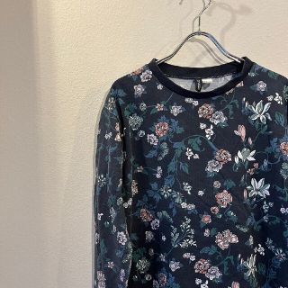 エイチアンドエム(H&M)のH&M DIVIDED 薄手スウェット　花柄　ネイビー　/Y1417(トレーナー/スウェット)