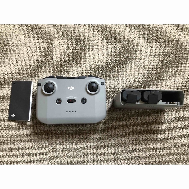 Inspire（DJI）(インスパイア)の【3CHIO様専用】DJI Mini 2 Fly Moreコンボ スマホ/家電/カメラのカメラ(デジタル一眼)の商品写真