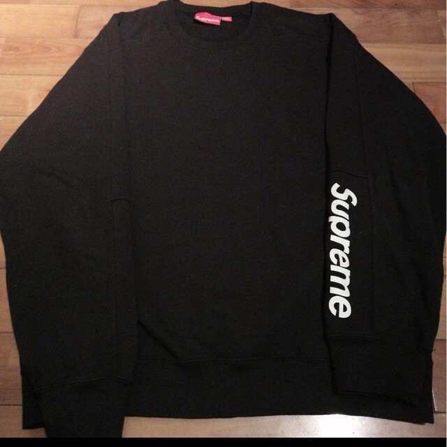 supreme トレーナー　スウェット　臣くん着用　黒