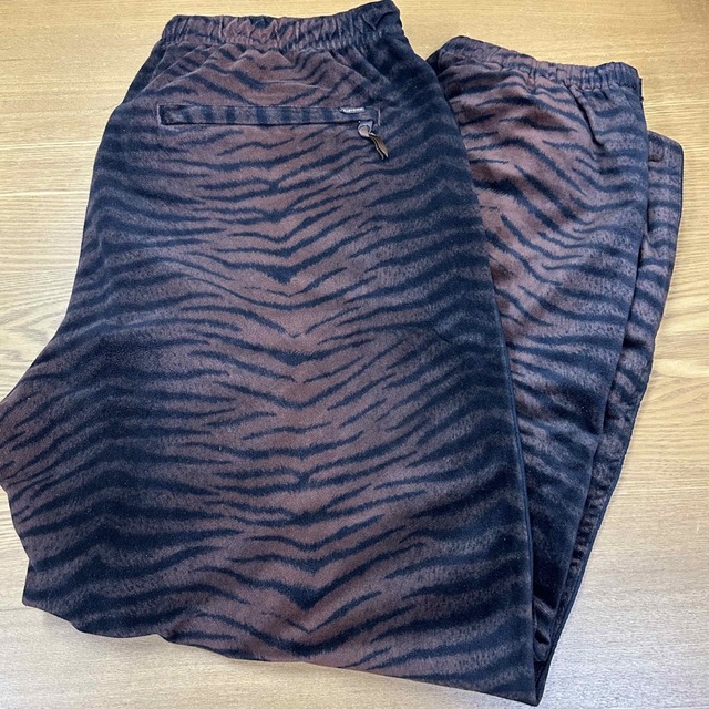 パンツsupreme  tiger stripe track pant