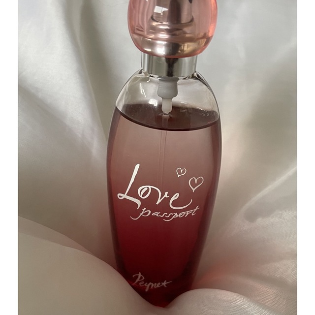 Love Passport(ラブパスポート)のラブパスポート　バイ　ペイネ コスメ/美容の香水(香水(女性用))の商品写真