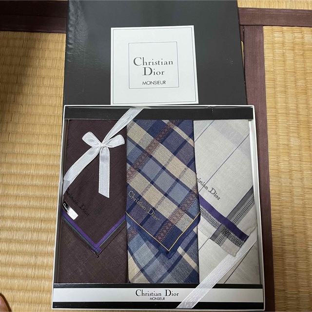 Christian Dior クリスチャンディオール ハンカチ 3枚セット - ハンカチ Christian Dior クリスチャンディオール ハンカチ 3枚セット - ハンカチ