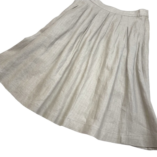MARGARET HOWELL(マーガレットハウエル)のマーガレットハウエル 麻 リネン100% リネン タックスカート サイズ1 レディースのスカート(ひざ丈スカート)の商品写真