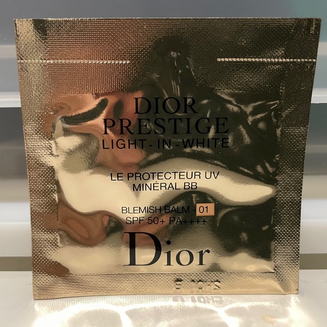 Dior(ディオール)のdior♡プレステージ　日焼け止め・化粧下地 コスメ/美容のベースメイク/化粧品(化粧下地)の商品写真