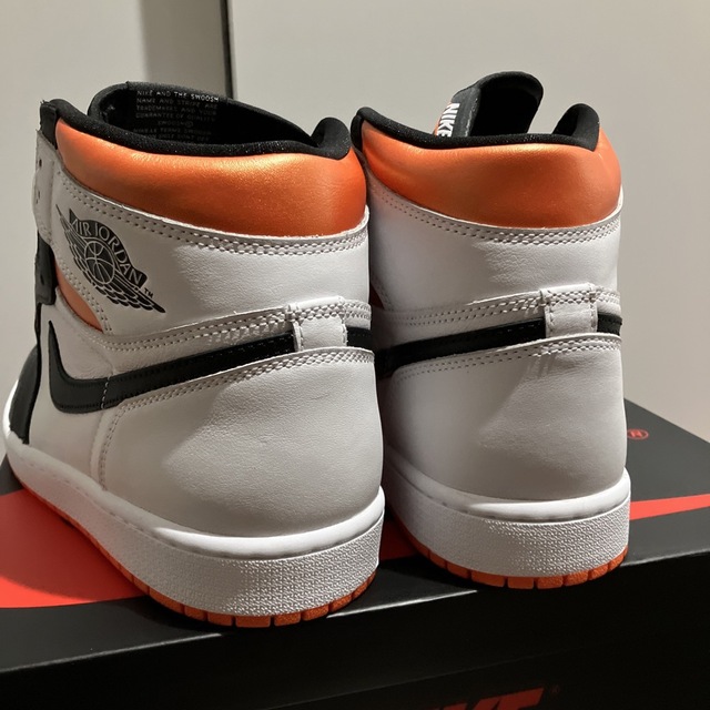 NIKE(ナイキ)のnike air jordan 1 retro high og メンズの靴/シューズ(スニーカー)の商品写真