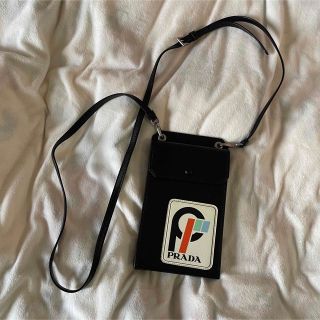 プラダ(PRADA)の PRADA プラダ レザー スマートフォンケース　ポーチ　ショルダー(ショルダーバッグ)