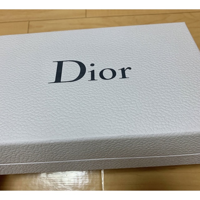 Dior(ディオール)のdior ディオール　ノベルティ　口紅　マニキュア コスメ/美容のベースメイク/化粧品(口紅)の商品写真