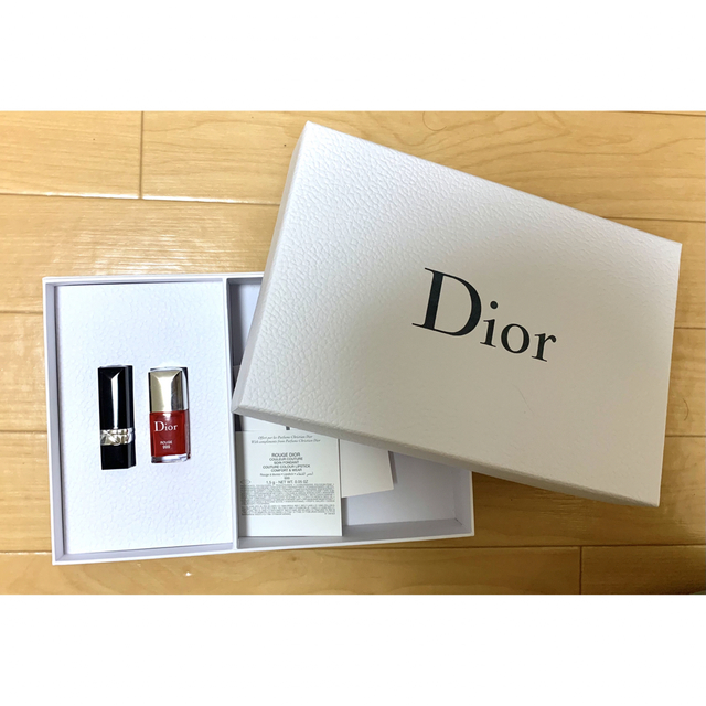 Dior(ディオール)のdior ディオール　ノベルティ　口紅　マニキュア コスメ/美容のベースメイク/化粧品(口紅)の商品写真