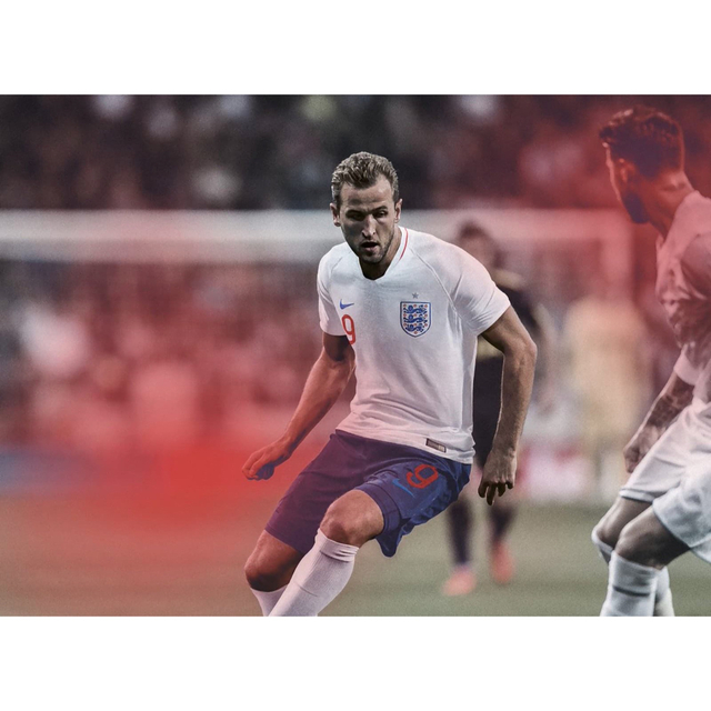 NIKE(ナイキ)の【HOME&AWAYセット】イングランド代表ユニフォーム2018年モデル スポーツ/アウトドアのサッカー/フットサル(ウェア)の商品写真