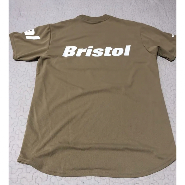 F.C.R.B.(エフシーアールビー)のBristol   F.C.R.Bゲームシャツ ベージュ美品L メンズのトップス(Tシャツ/カットソー(半袖/袖なし))の商品写真