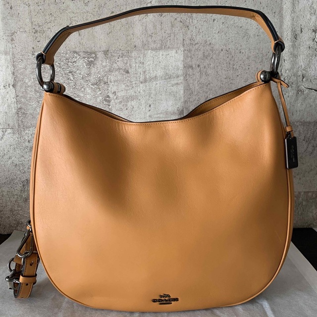 COACH(コーチ)のCOACH ペブルド レザー タウン トート・コーチ  ショルダーバッグ　2点 レディースのバッグ(トートバッグ)の商品写真