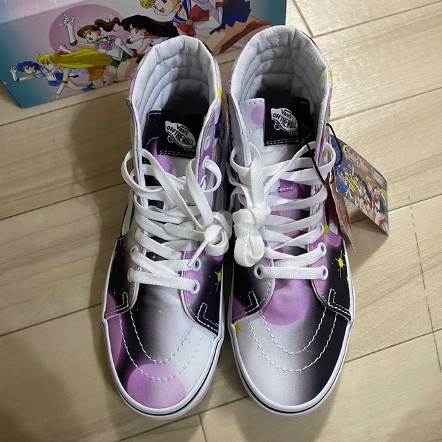新品・未使用 VANS バンズ セーラームーン コラボスニーカー 23.0