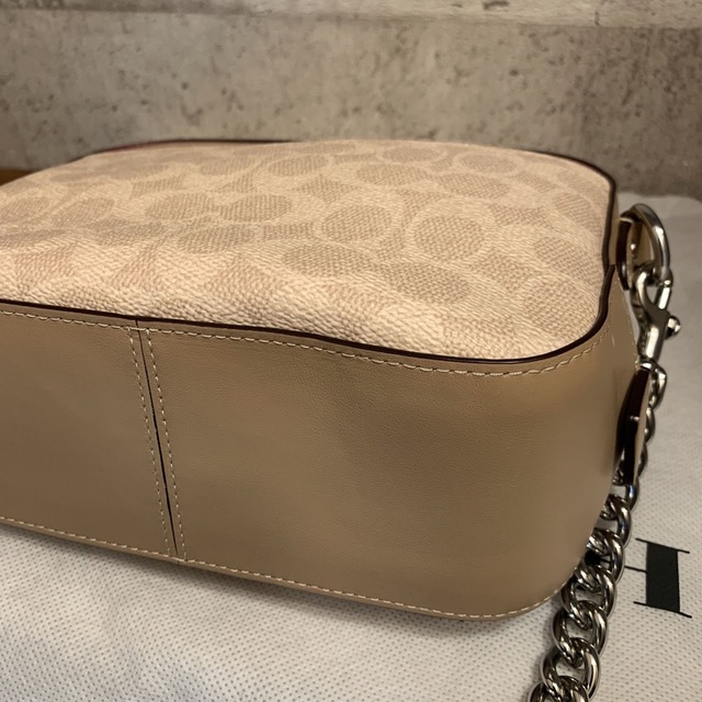 COACH(コーチ)の【美品・参考価格4.3万】COACH 31208 シグネチャーPVC ショルダー レディースのバッグ(ショルダーバッグ)の商品写真