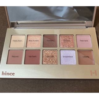 ヒンス(hince)のhince ニューデプスアイシャドウパレット02オフバランス(アイシャドウ)