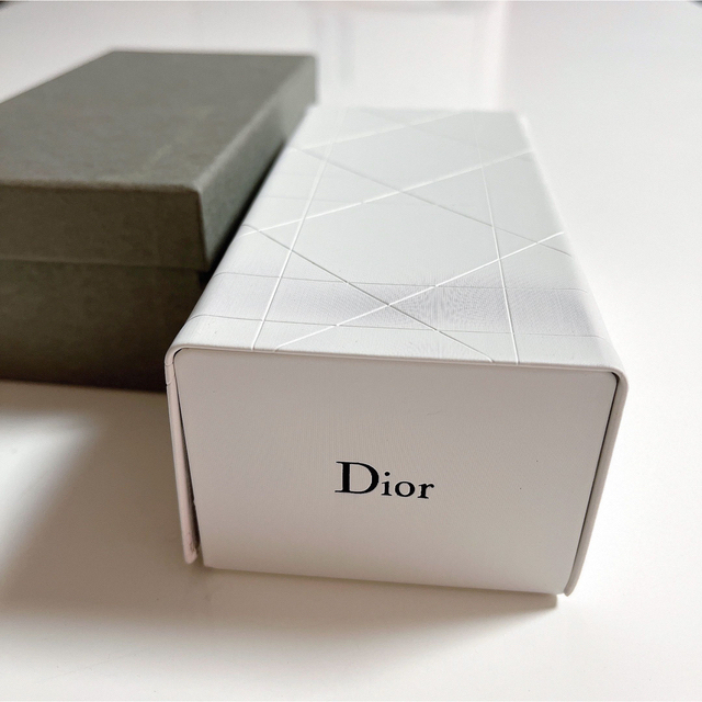 Dior(ディオール)のChristian Dior サングラスケース メガネケース ディオール ケース レディースのファッション小物(サングラス/メガネ)の商品写真