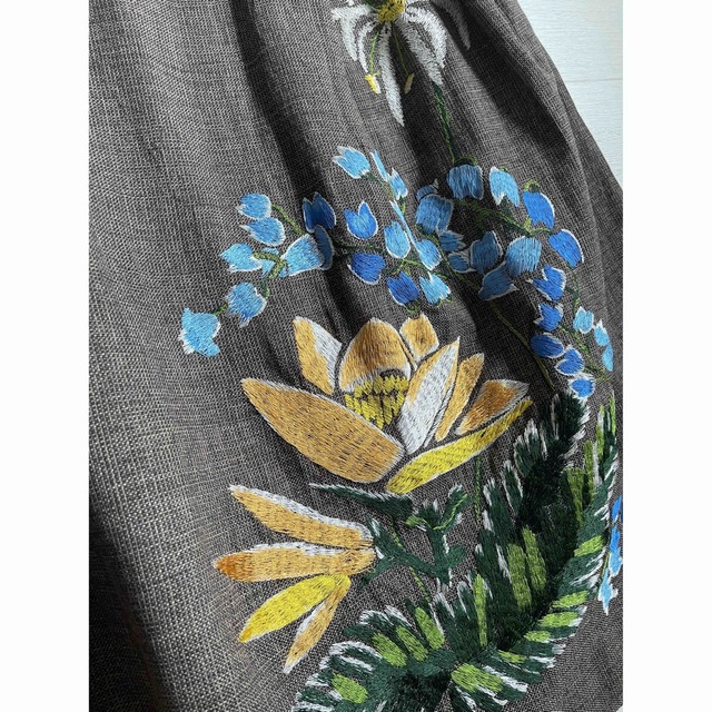 オールノット 45R 美品/ カタログ掲載 ギマ刺繍スカート - 通販