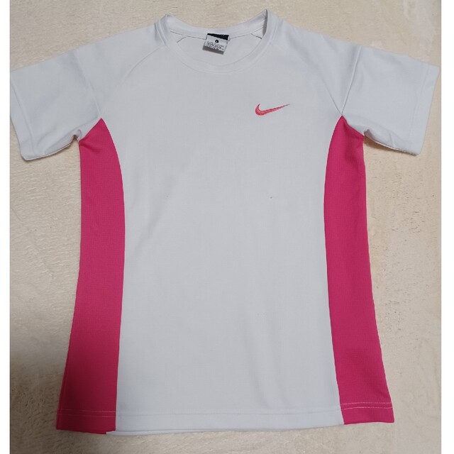 NIKE(ナイキ)のサクラ様専用　NIKE　Tシャツ スポーツ/アウトドアのランニング(ウェア)の商品写真