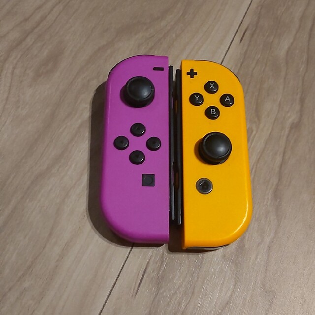 Nintendo Switch(ニンテンドースイッチ)のニンテンドースイッチ　Joy-Con エンタメ/ホビーのゲームソフト/ゲーム機本体(その他)の商品写真