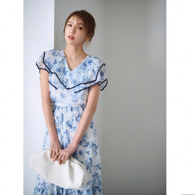 JUSGLITTY - 新品 未使用 タグ付き JUSGLITTY ラインタッチプリント