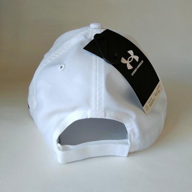 新品 白 アンダーアーマー ゴルフキャップ 帽子