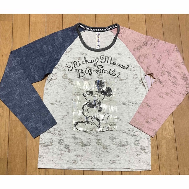 Disney(ディズニー)のDisney mickey ロンT 七分袖❗️ レディースのトップス(Tシャツ(長袖/七分))の商品写真