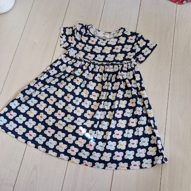 NEXT(ネクスト)のnext フローラル ワンピース キッズ/ベビー/マタニティのキッズ服女の子用(90cm~)(ワンピース)の商品写真