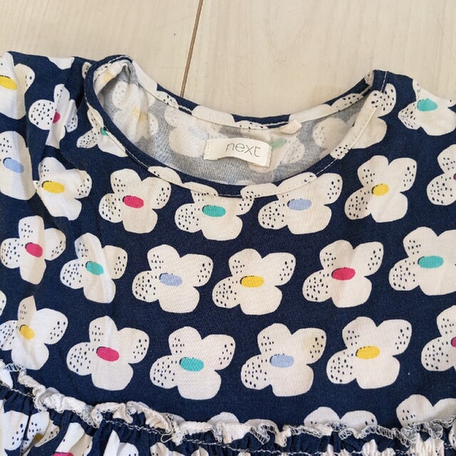 NEXT(ネクスト)のnext フローラル ワンピース キッズ/ベビー/マタニティのキッズ服女の子用(90cm~)(ワンピース)の商品写真