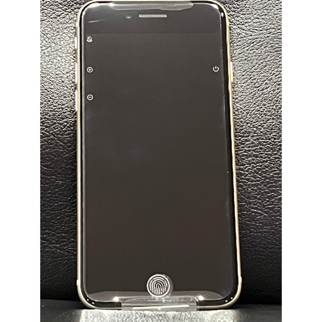 iPhone(アイフォーン)のiPhoneSE(第3世代)  スターライト　64GB スマホ/家電/カメラのスマートフォン/携帯電話(スマートフォン本体)の商品写真